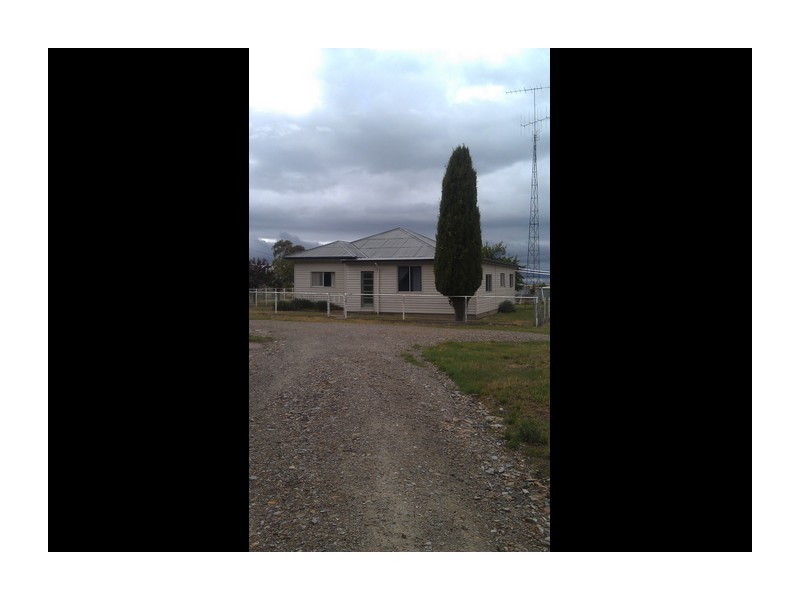 147 Church Road, Crookwell NSW 2583