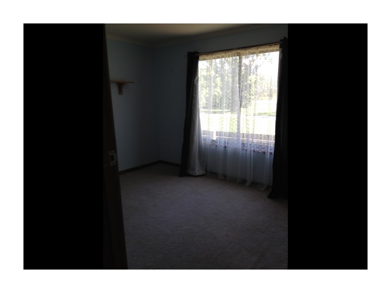 10 Thoroughfare Street, Marulan NSW 2579