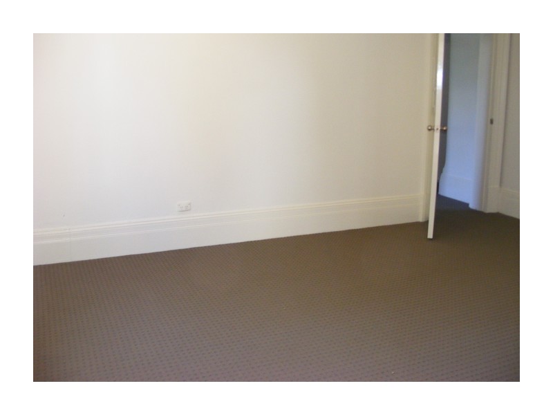 18/8 Ben Street, Goulburn NSW 2580