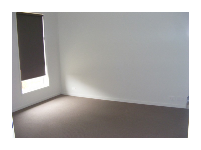 16 Walsh Drive, Goulburn NSW 2580