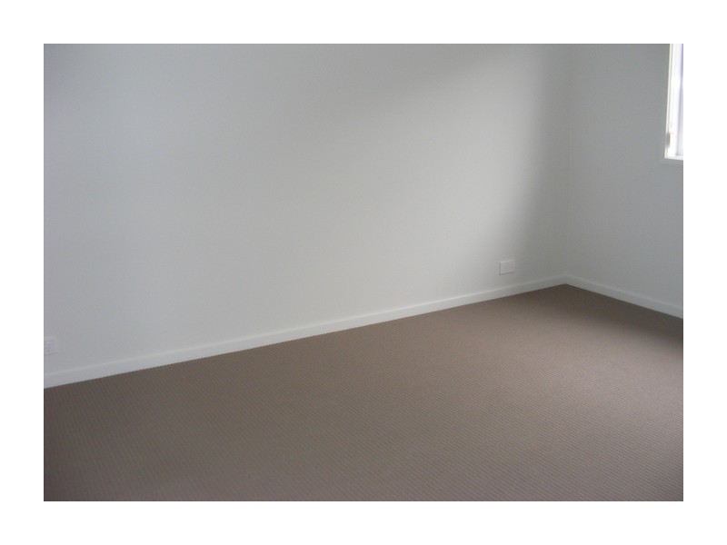 16 Walsh Drive, Goulburn NSW 2580