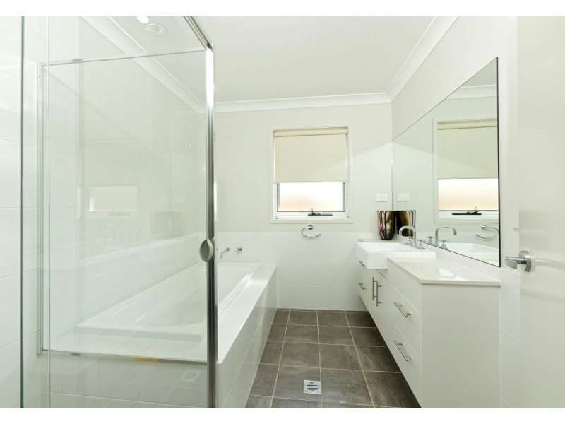 3 McAlroy Place, Goulburn NSW 2580