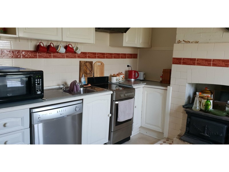 6 Eleanor Street, Goulburn NSW 2580