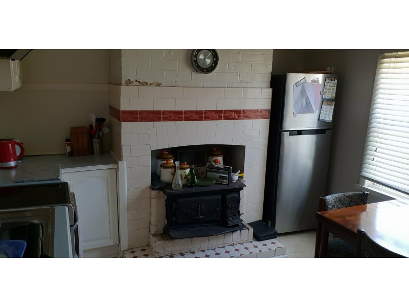 6 Eleanor Street, Goulburn NSW 2580