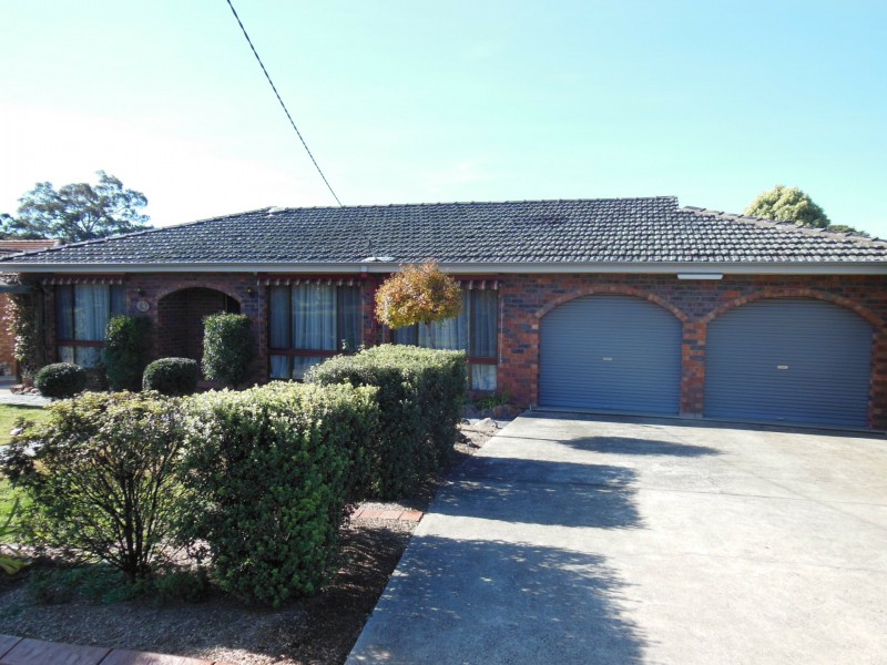 83 Cathcart Street, Goulburn NSW 2580