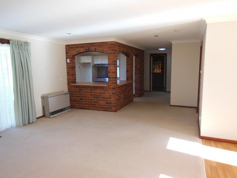 83 Cathcart Street, Goulburn NSW 2580