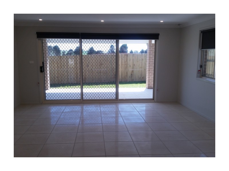 5 McAlroy Place, Goulburn NSW 2580