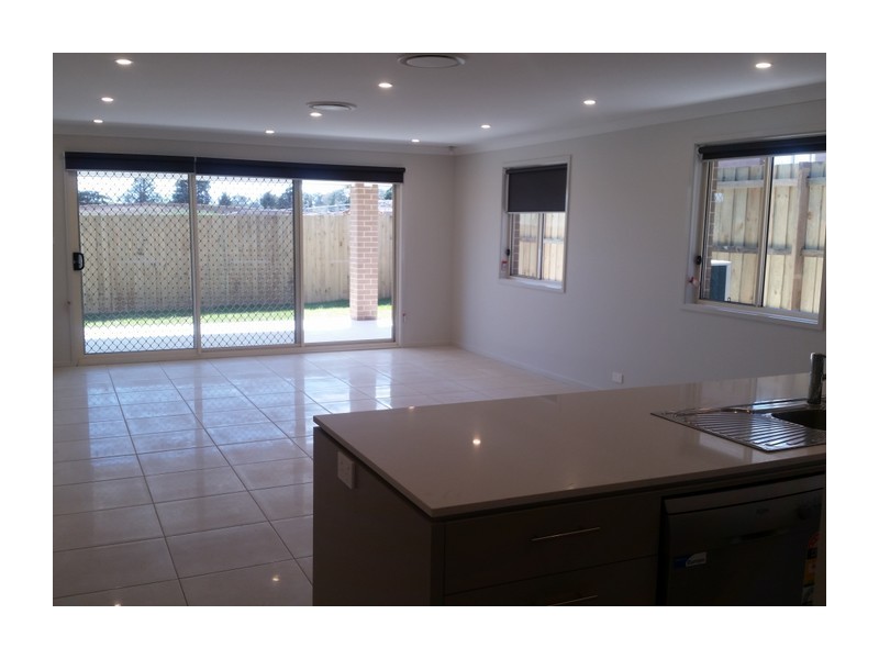 5 McAlroy Place, Goulburn NSW 2580
