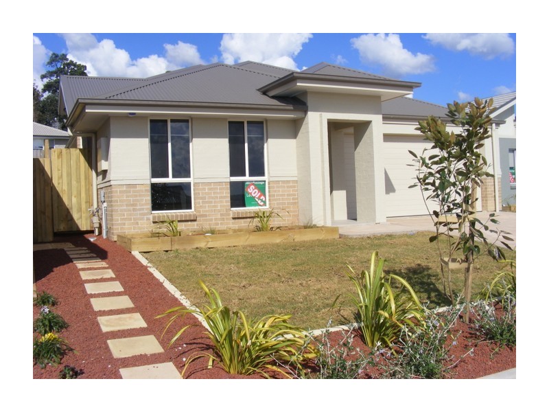 11 McAlroy Place, Goulburn NSW 2580