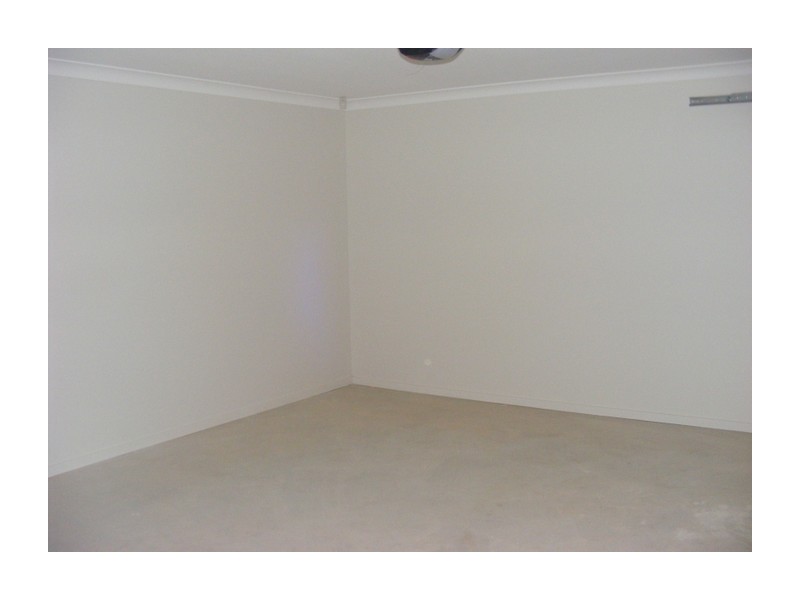 11 McAlroy Place, Goulburn NSW 2580