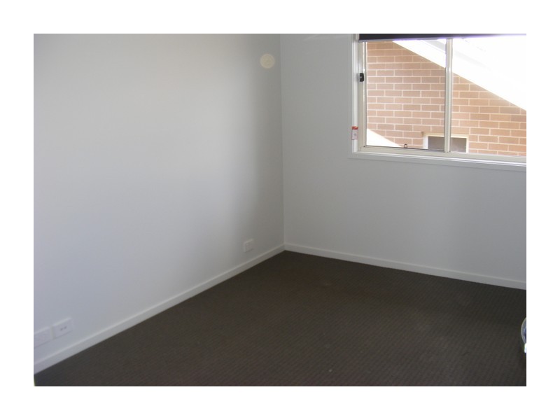 11 McAlroy Place, Goulburn NSW 2580