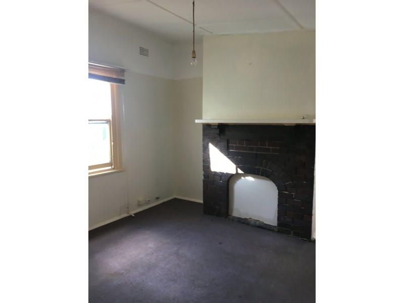 Unit 2/17 Joshua Street, Goulburn NSW 2580