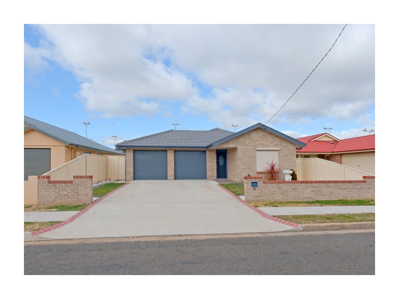 11 Manion Street, Goulburn NSW 2580