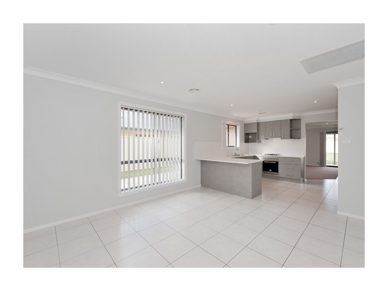 11 Manion Street, Goulburn NSW 2580