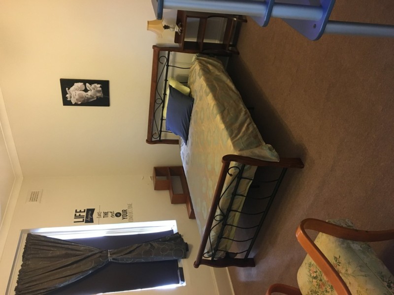 182 Sloane Street, Goulburn NSW 2580