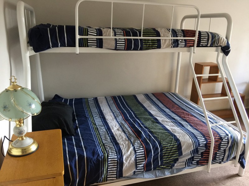 182 Sloane Street, Goulburn NSW 2580