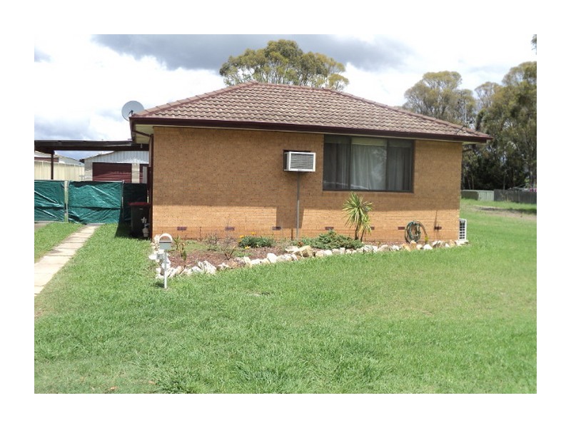 22 Goulburn Street, Marulan NSW 2579