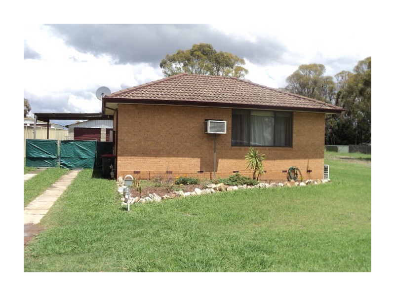22 Goulburn Street, Marulan NSW 2579