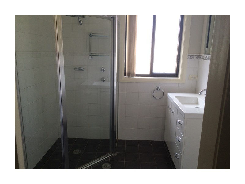 5 Rossi Place, Goulburn NSW 2580