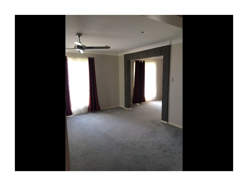 5 Rossi Place, Goulburn NSW 2580