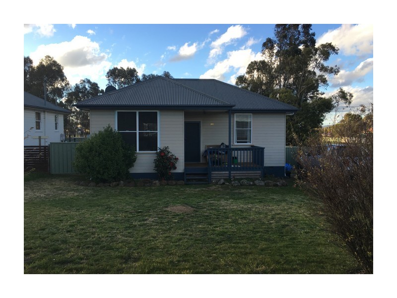 105 Finlay Street, Goulburn NSW 2580