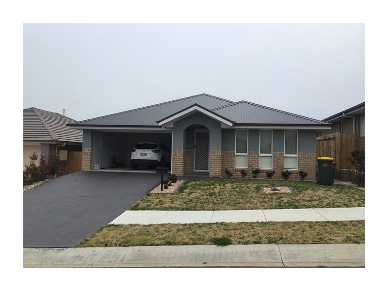 3 McAlroy Place, Goulburn NSW 2580