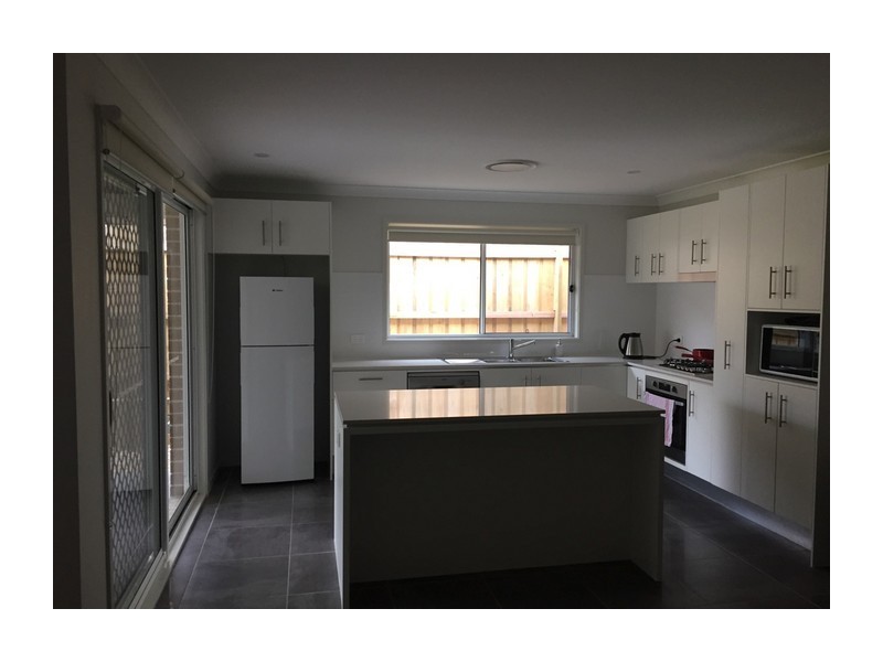 3 McAlroy Place, Goulburn NSW 2580