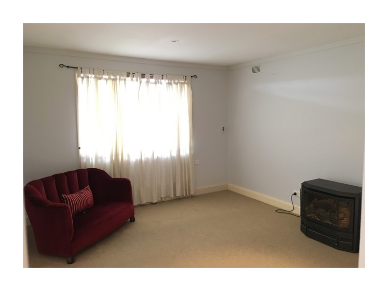 12 Grunsell Crescent, Goulburn NSW 2580