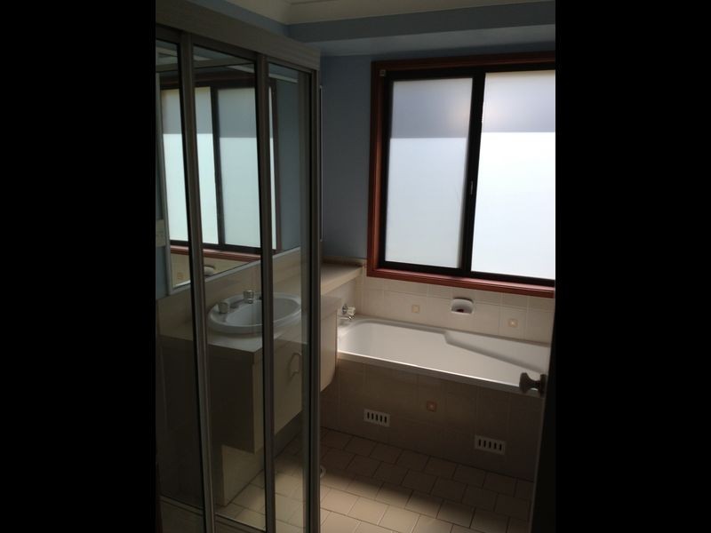 5 Collins Street, Marulan NSW 2579