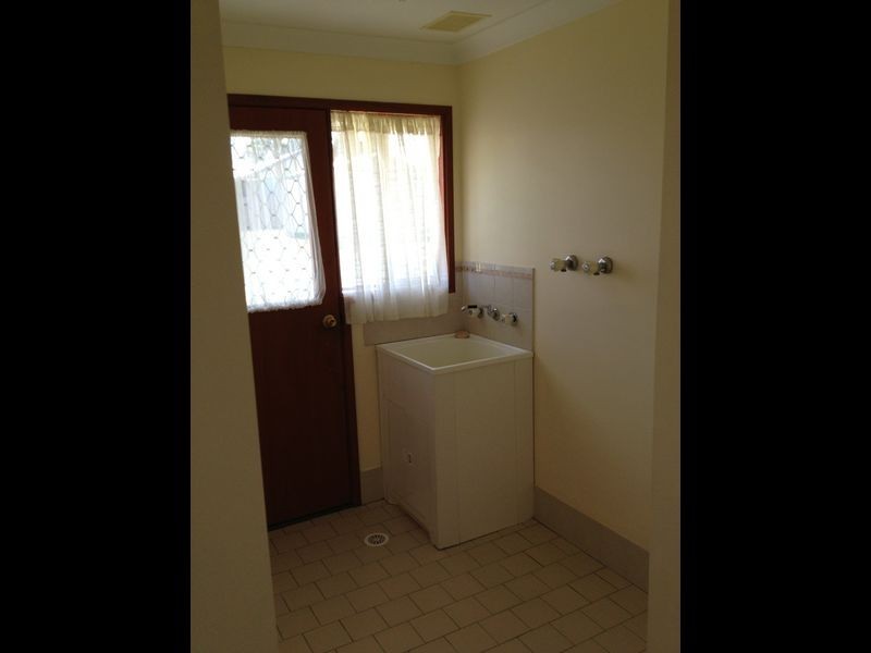 5 Collins Street, Marulan NSW 2579