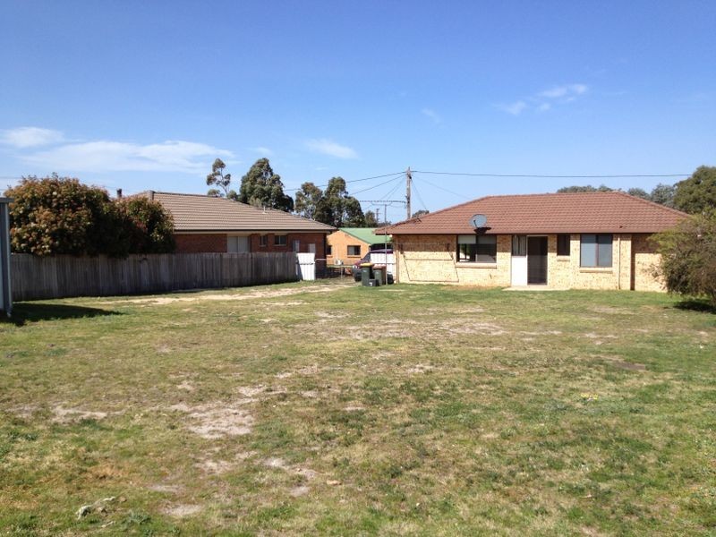 5 Collins Street, Marulan NSW 2579