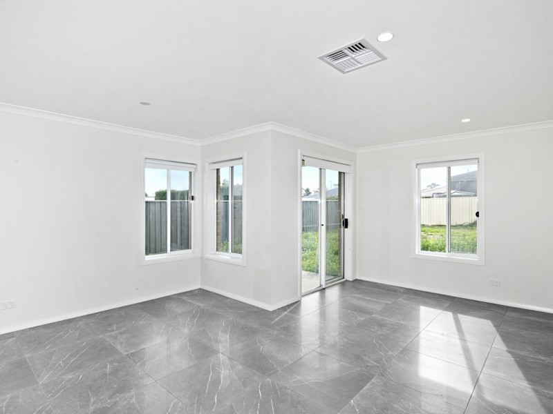 12 Morris Place, Marulan NSW 2579