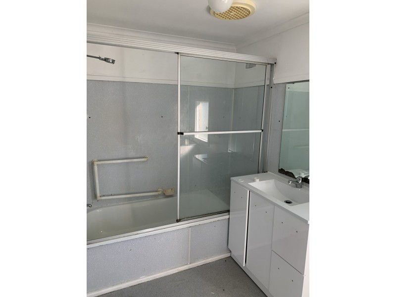 1/103 & 2/10 Mundy Street, Goulburn NSW 2580