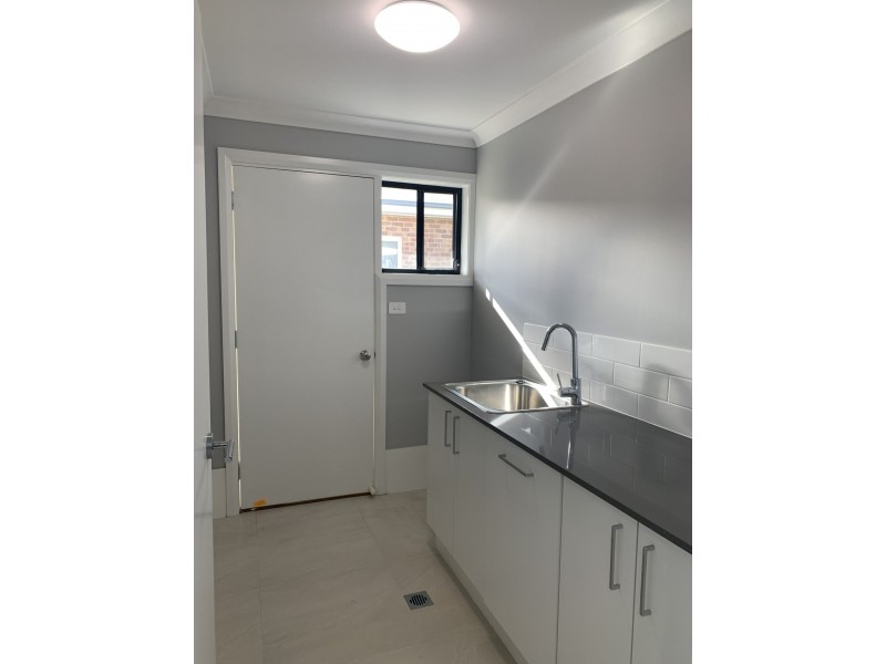 8a Mistful Park Road, Goulburn NSW 2580