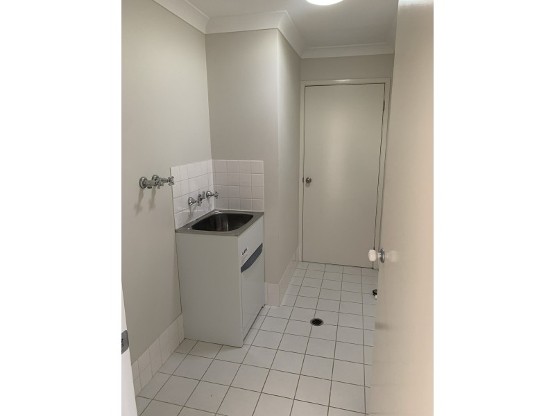 16 Stombuco Place, Goulburn NSW 2580