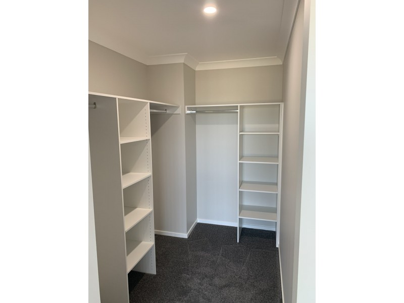 36 Aston Martin Drive, Goulburn NSW 2580