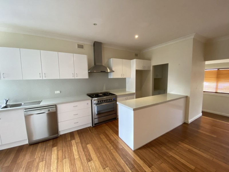 11a Newton Street, Goulburn NSW 2580