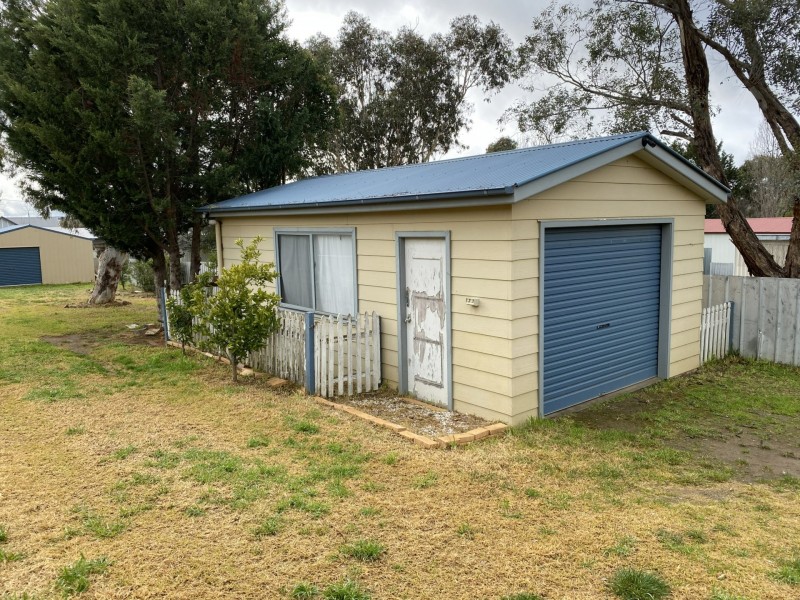 11a Newton Street, Goulburn NSW 2580