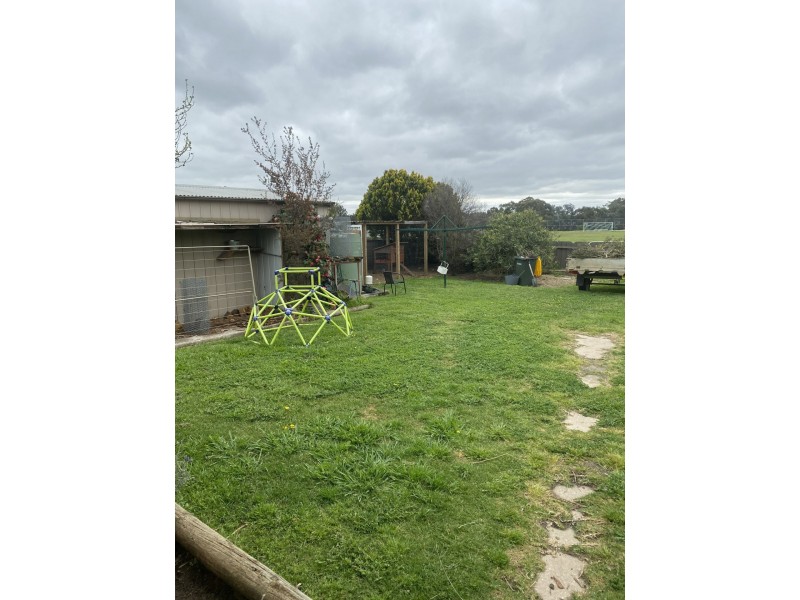 1 Loseby Avenue, Marulan NSW 2579