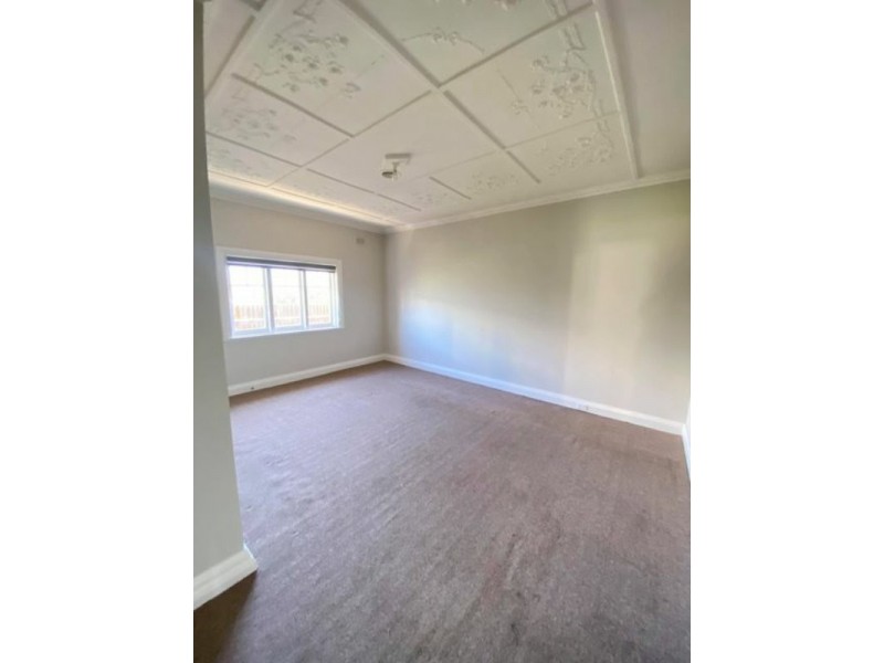 64 Wayo Street, Goulburn NSW 2580