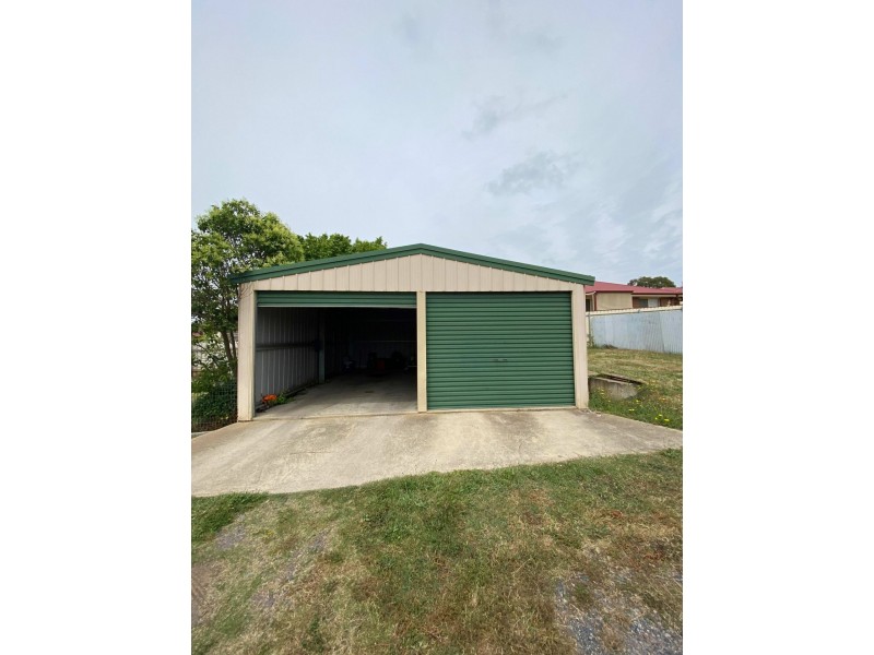 42 Cowper Street, Goulburn NSW 2580