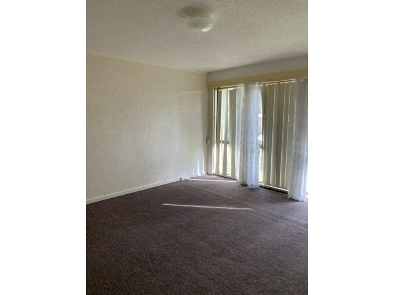 4/11 Queen Street, Goulburn NSW 2580