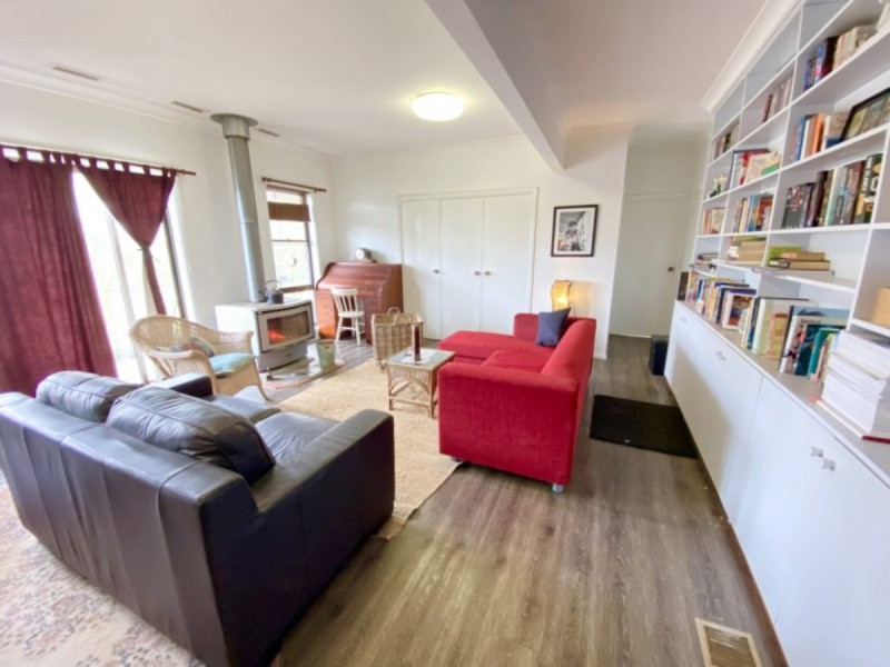 5 Hall Crescent, Crookwell NSW 2583