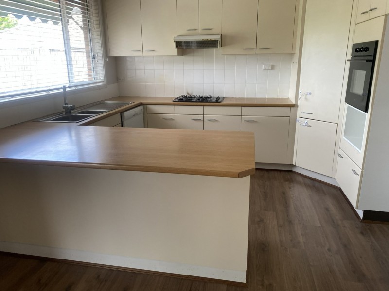 1 Loseby Avenue, Marulan NSW 2579