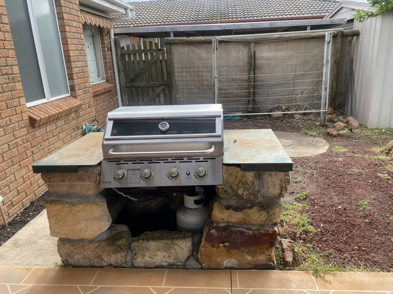 1 Loseby Avenue, Marulan NSW 2579