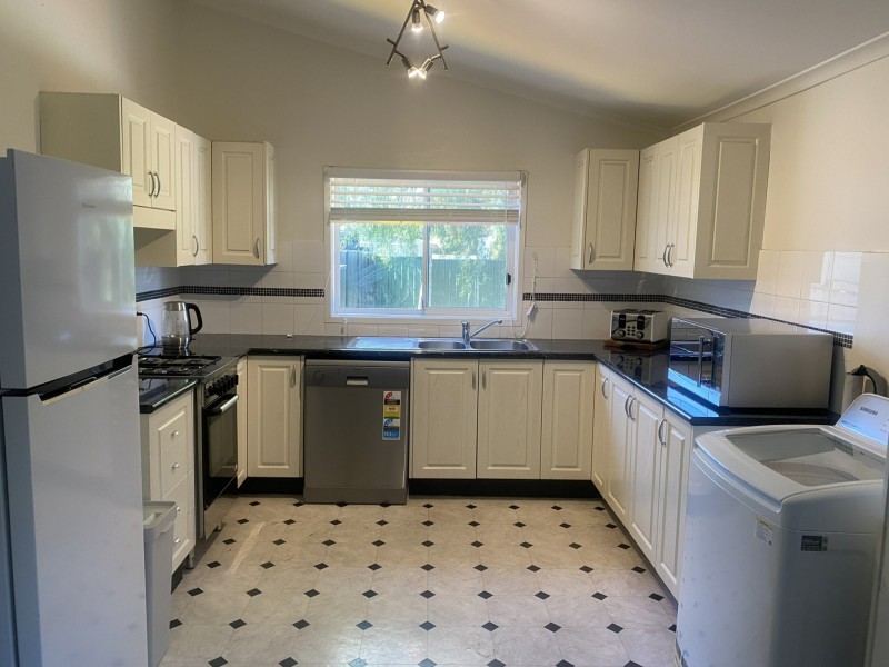 307 Sloane Street, Goulburn NSW 2580