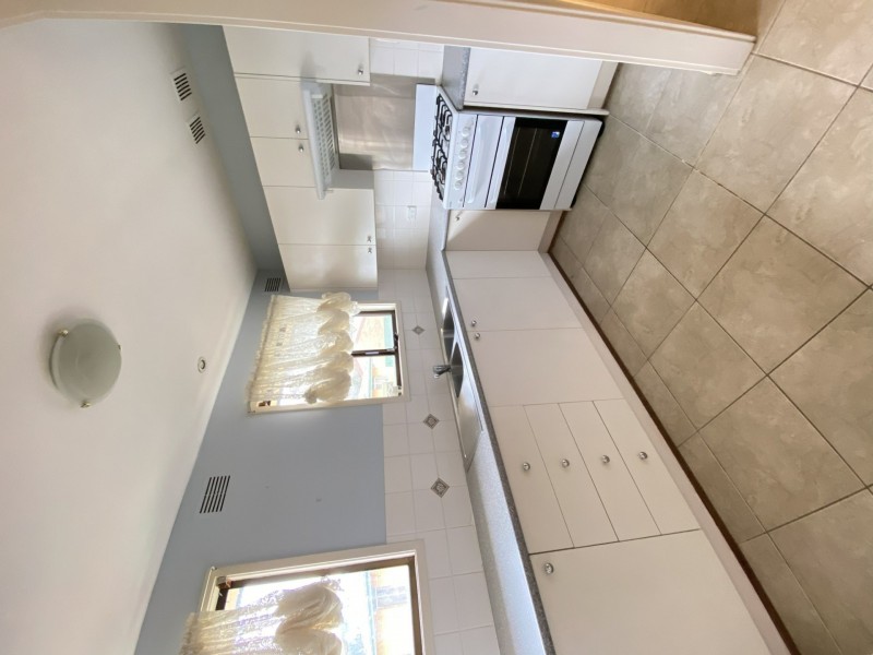 12 Grunsell Crescent, Goulburn NSW 2580