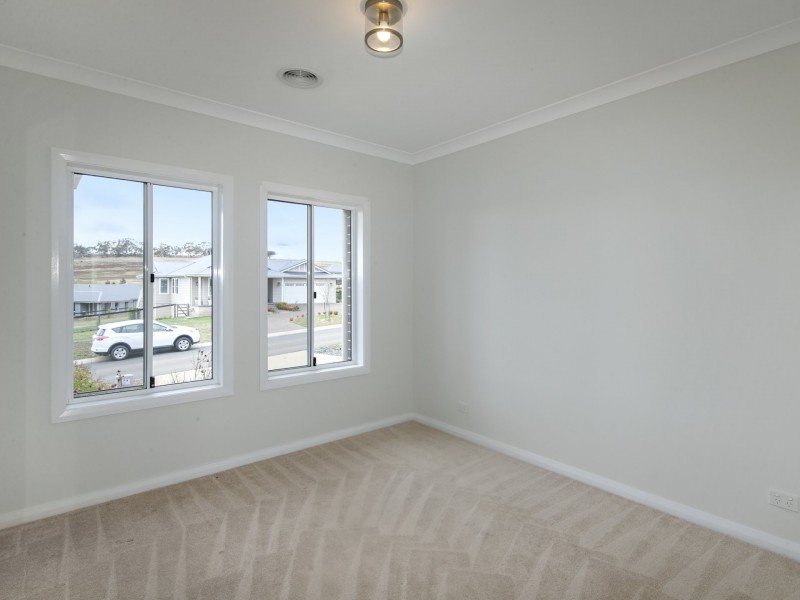 15 Cottonwood Avenue, Goulburn NSW 2580