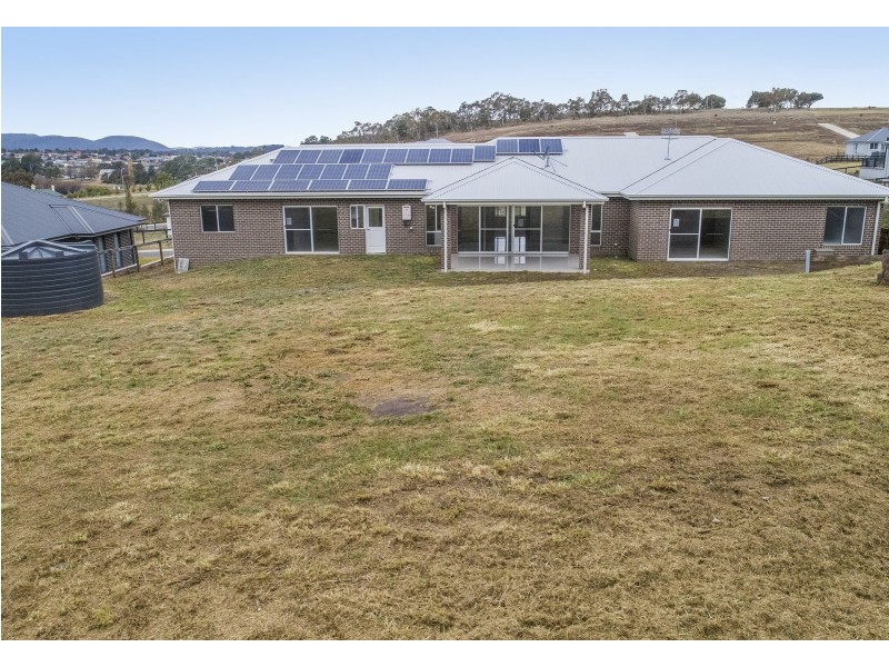 15 Cottonwood Avenue, Goulburn NSW 2580