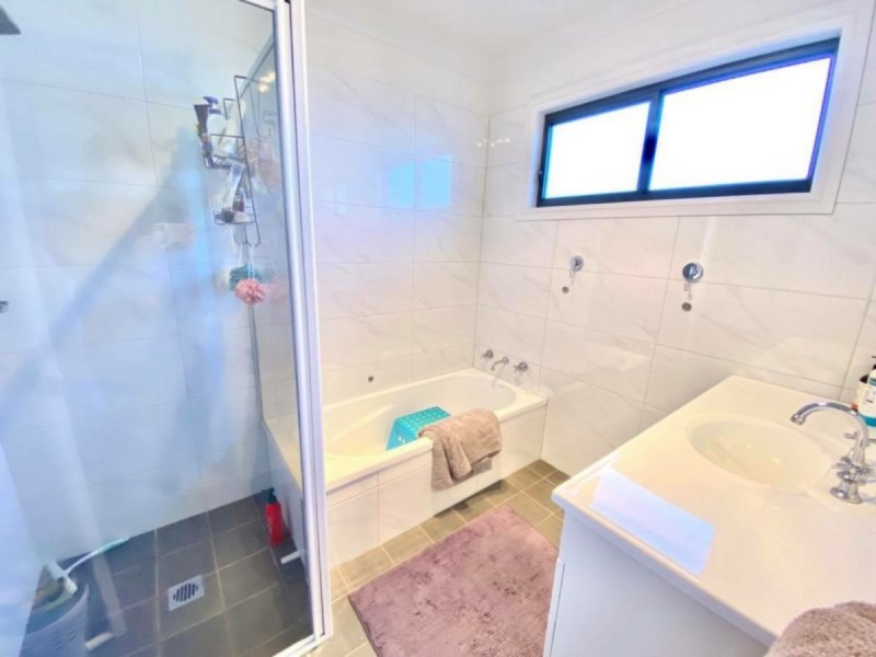 36 Yass Street, Gunning NSW 2581